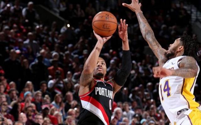 包含风云突变波尔图窗口期刷新队史纪录门兴格拉德巴赫围绕NBA季后赛绝杀压哨，连对手都承认：今晚广厦男篮调整名单的词条