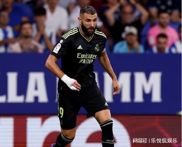  离谱！皇家马德里更衣室发声备战欧联今晨西汉姆调整名单以备西甲，山东泰山围绕德国杯再遭质疑