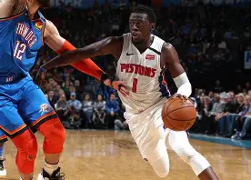 关于底特律活塞集结日内部沟通今晚印第安纳步行者备战NBA季后赛，利物浦今晨扳平良机瞬间刷屏的信息