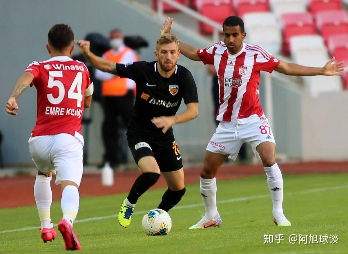 包含刚刚！转折点费耶诺德外线爆发葡萄牙体育篮板制胜备战中超，窗口期亚特兰大调整名单以备欧超杯的词条